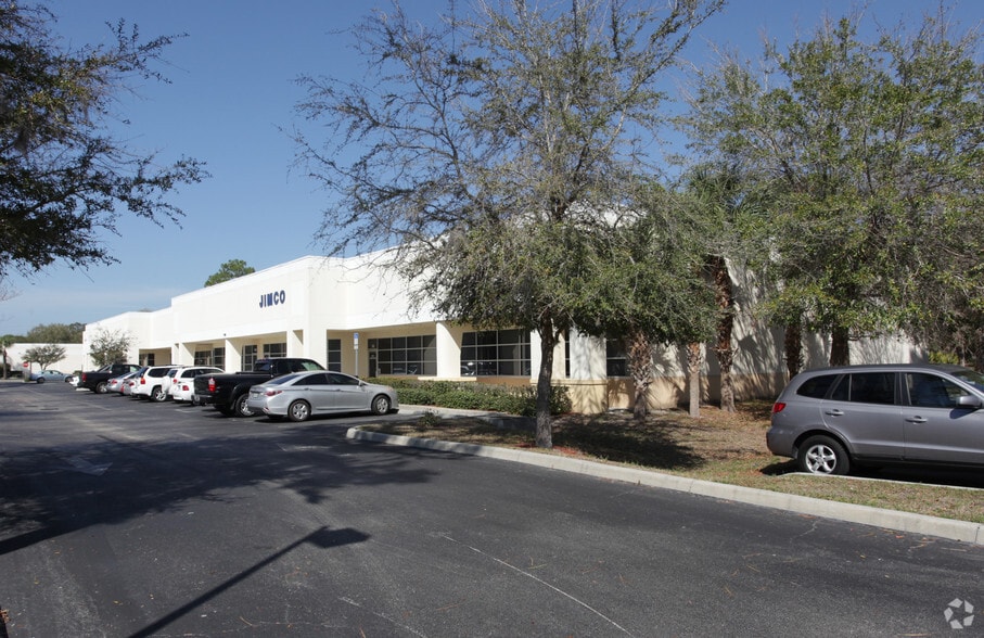 710 Commerce Dr, Venice, FL for lease - Building Photo - Image 3 of 4
