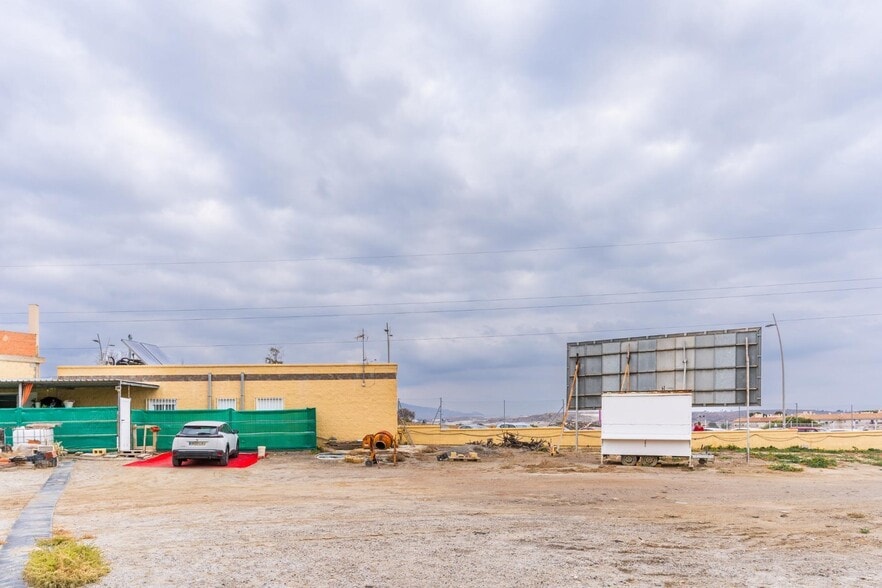 Calle José Antonio, 1, Huércal de Almería, Almería for sale - Building Photo - Image 2 of 16