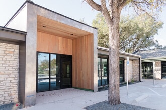 4701 W Gate Blvd, Austin, TX for lease Interior Photo- Image 2 of 5