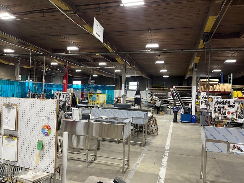 421 N Freya St, Spokane, WA for lease - Interior Photo - Image 2 of 4