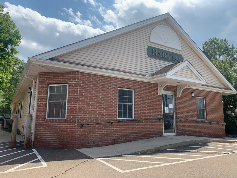 72 Washington Ave, North Haven, CT for sale - Building Photo - Image 2 of 3