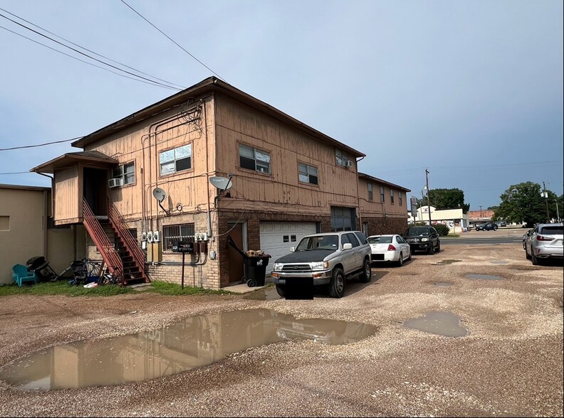 1010 1st St, Rosenberg, TX for sale - Building Photo - Image 3 of 3