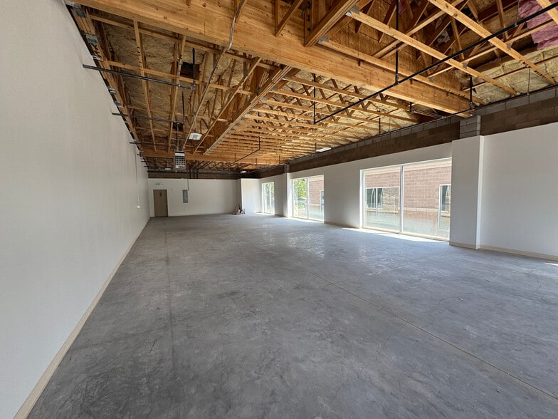 6148 Mae Anne Ave, Reno, NV for lease - Building Photo - Image 3 of 6