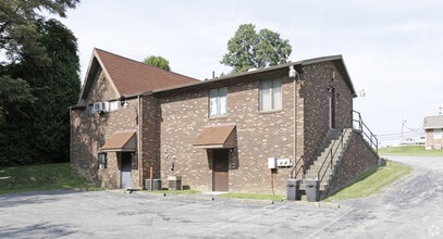 2285 Brodhead Rd, Aliquippa, PA for lease Building Photo- Image 2 of 2