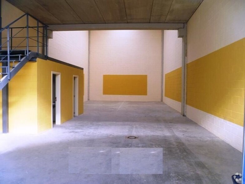 Industrial in Coslada, Madrid for lease - Interior Photo - Image 1 of 1