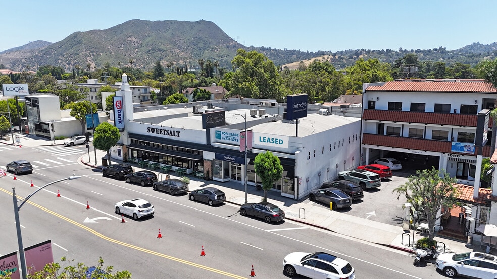 10100-10112 Riverside Dr, Toluca Lake, CA for lease - Building Photo - Image 1 of 11