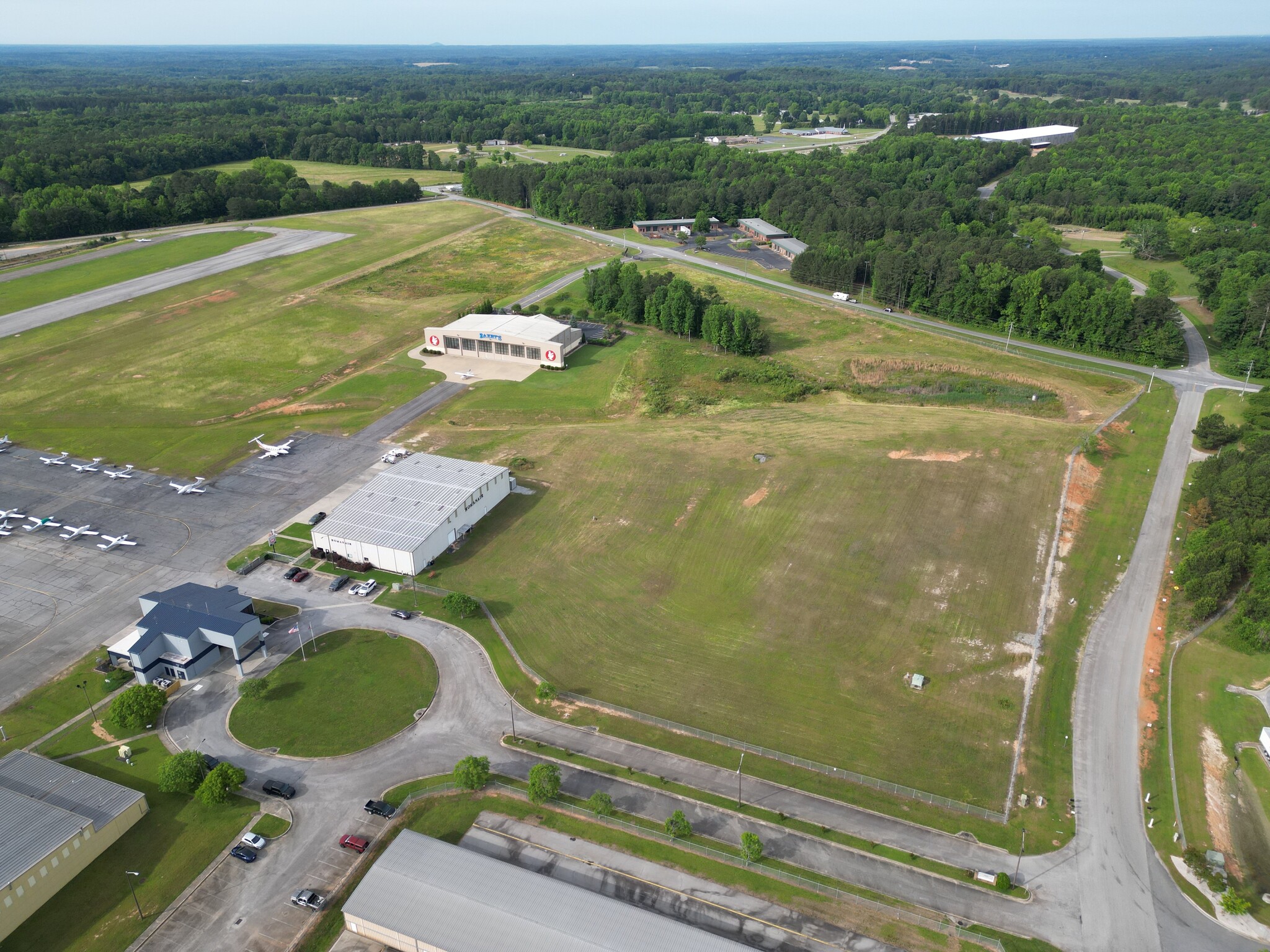 841 Ronald Wood Rd, Winder, GA for lease Primary Photo- Image 1 of 4