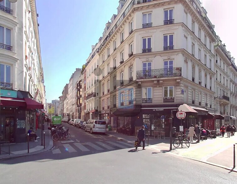 Retail in Paris for lease - Building Photo - Image 1 of 3