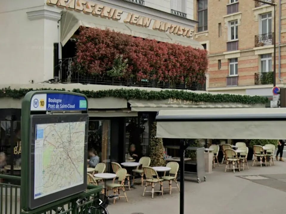 Retail in Boulogne-Billancourt for lease Building Photo- Image 1 of 7