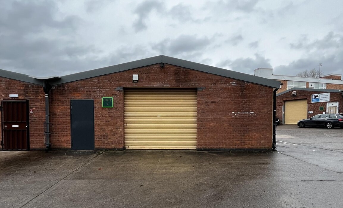 Cornwall Rd, Wigston, LE18 4XH