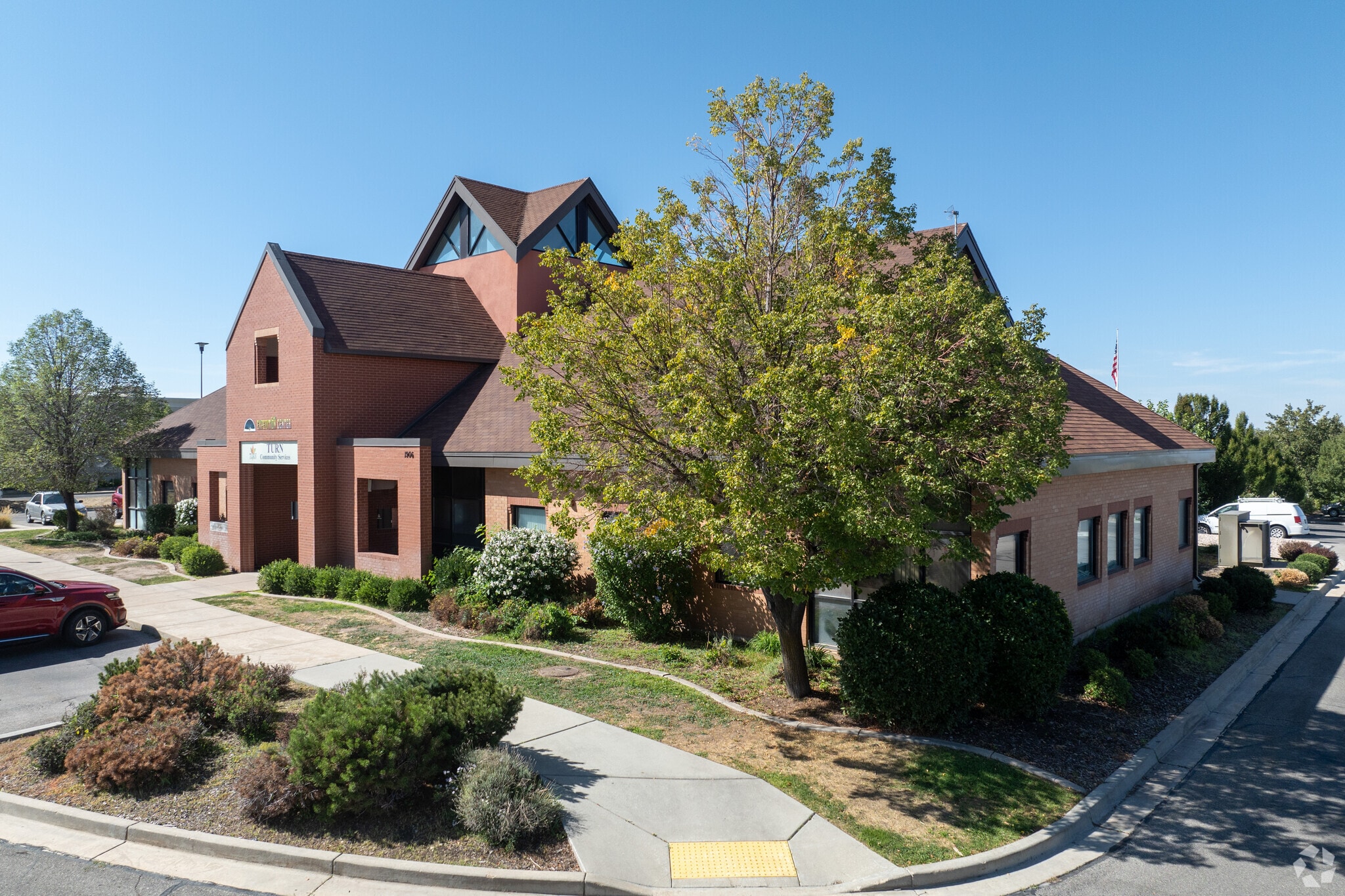 1906 W 1800 N, Clinton, UT for sale Primary Photo- Image 1 of 1