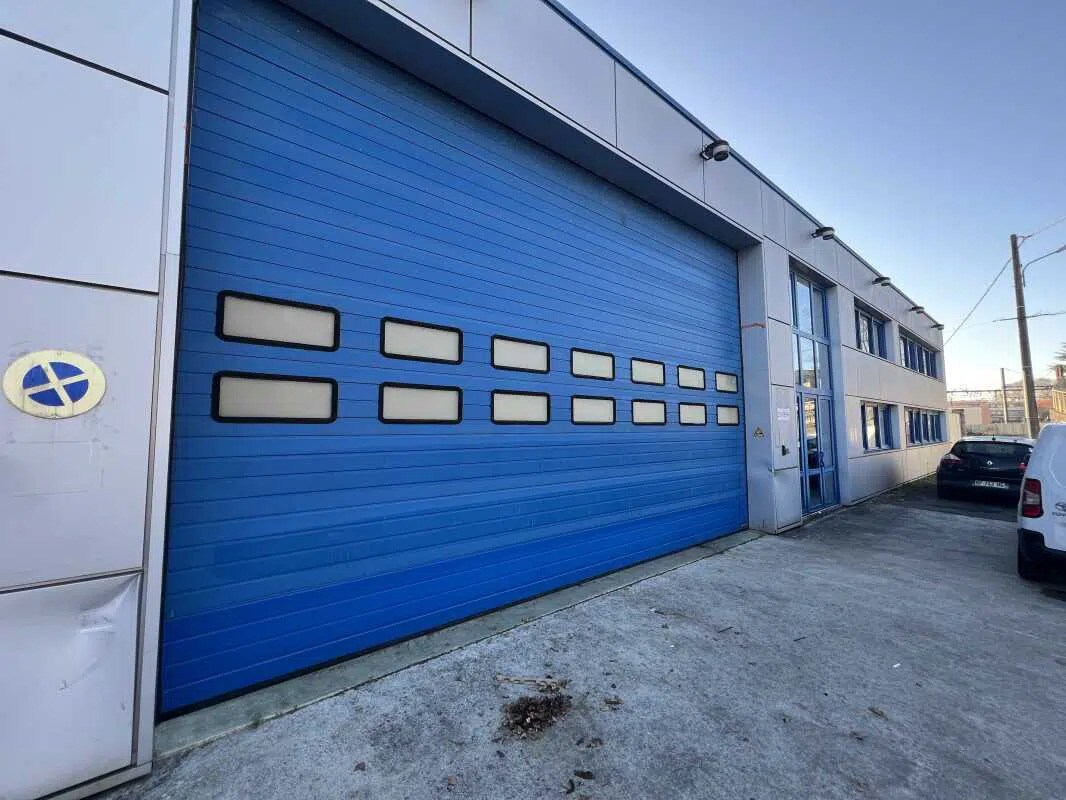  in Bègles for sale Building Photo- Image 1 of 1