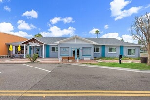 Corey Ave - Vaughn Law + Elizabeth’s Boutique - Retail Space