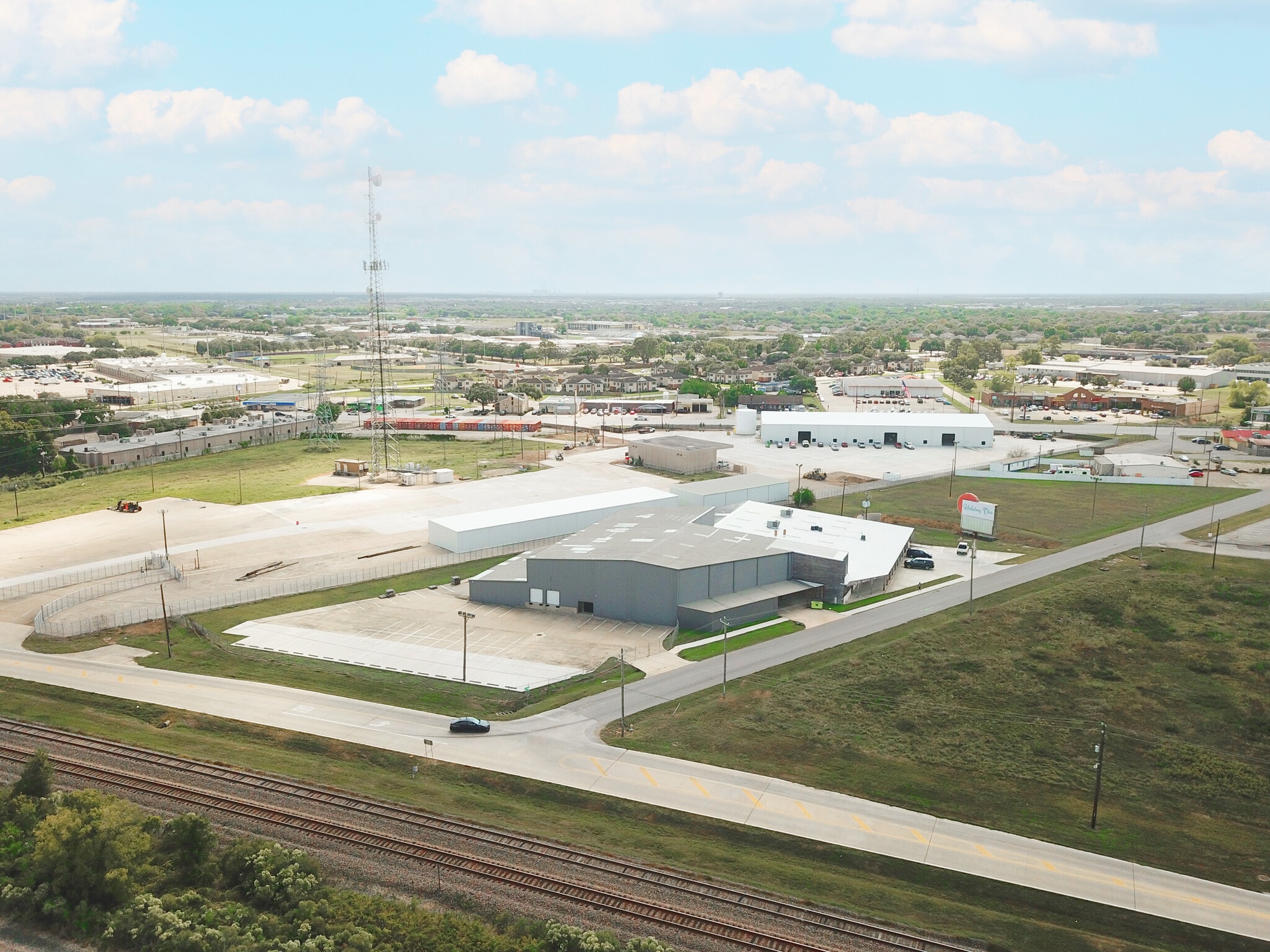 731-931 Silverado Trl, Rosenberg, TX for sale Interior Photo- Image 1 of 6