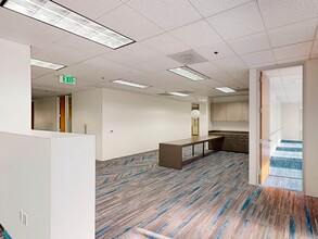 7525 Irvine Center Dr, Irvine, CA for lease Interior Photo- Image 2 of 7