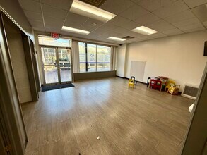 625 Marlborough Rd, Brooklyn, NY for lease Building Photo- Image 2 of 21