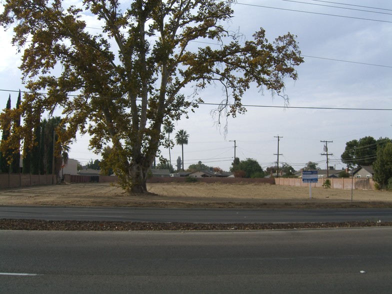 2604 N Clovis Ave, Clovis, CA for sale - Building Photo - Image 1 of 1