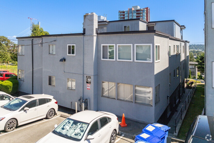 201 Carnarvon St, New Westminster, BC for sale - Building Photo - Image 2 of 4