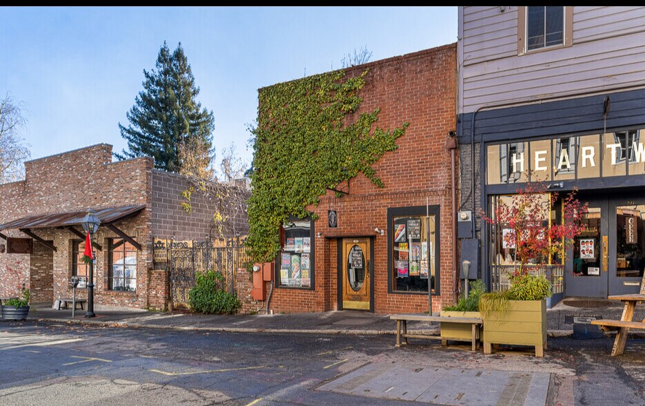 235 Commercial St, Nevada City, CA 95959 Bar, Type 48 Liquor License