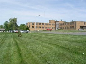 125 Blooming Grove Dr, Troy NY - Life Science