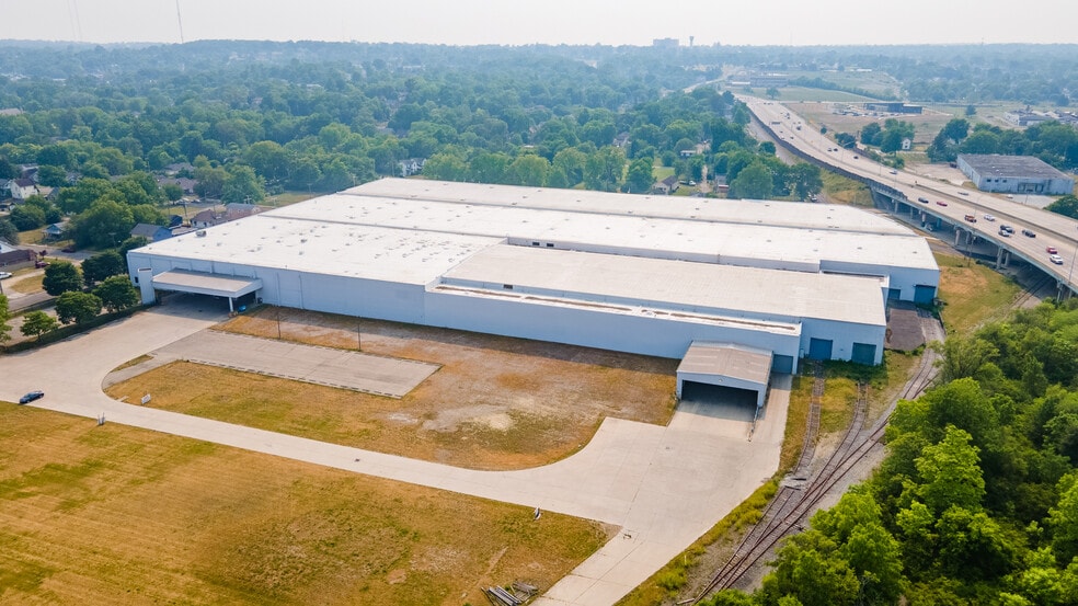 2333 Mccall St, Dayton, OH for sale - Building Photo - Image 1 of 1