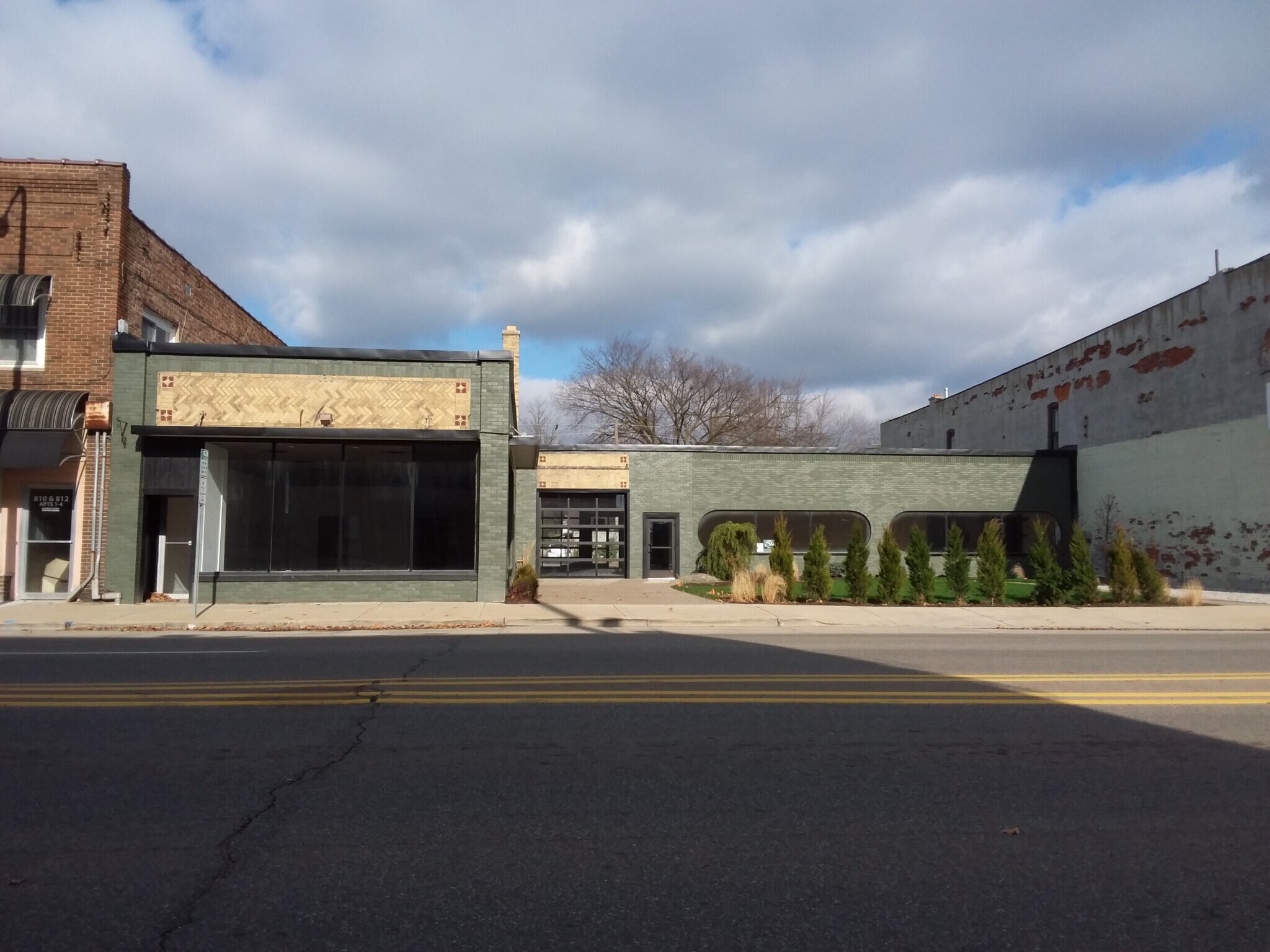 804 W Main St, Owosso, MI for lease Building Photo- Image 1 of 10