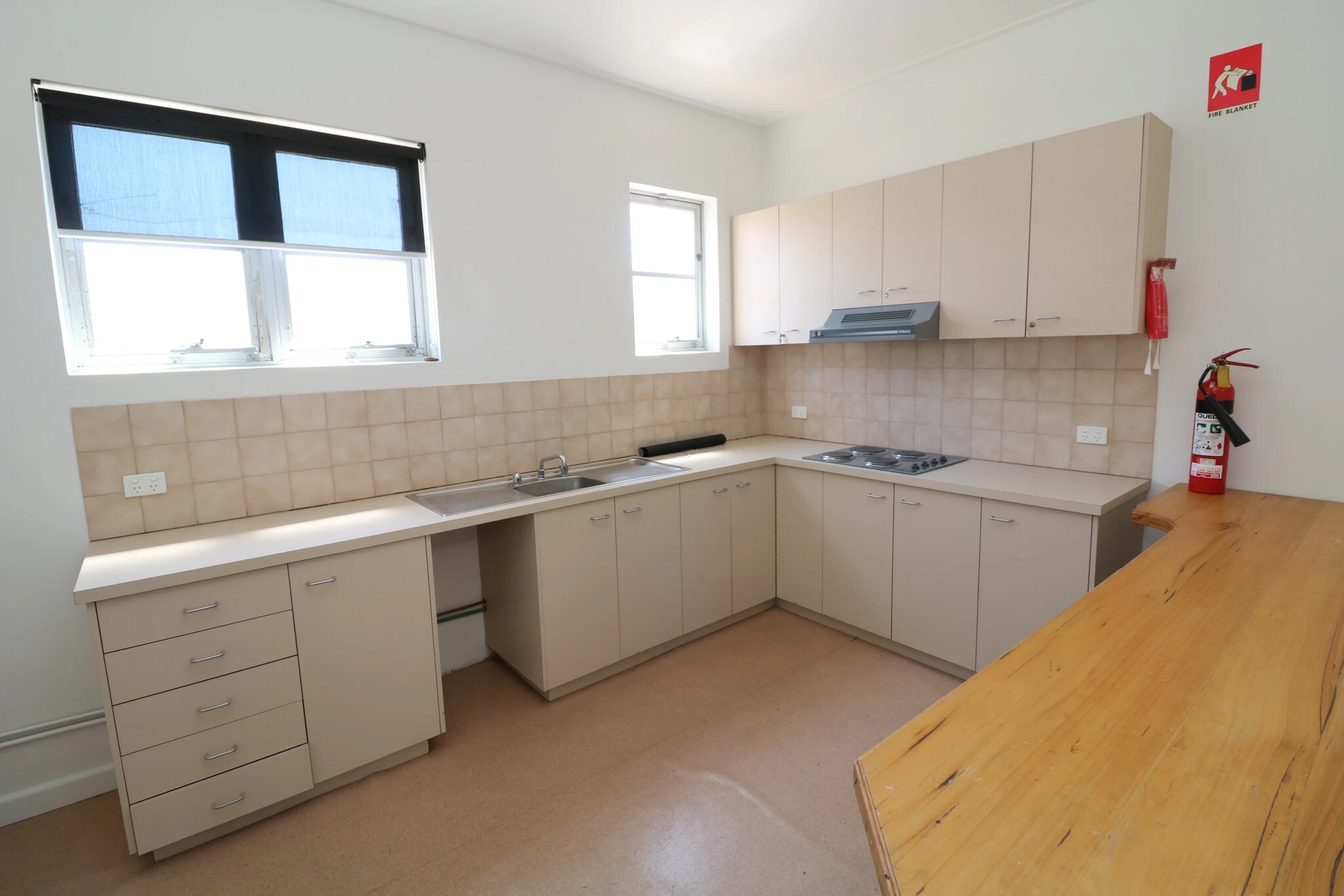 16 James St, Geelong for lease Interior Photo- Image 1 of 3