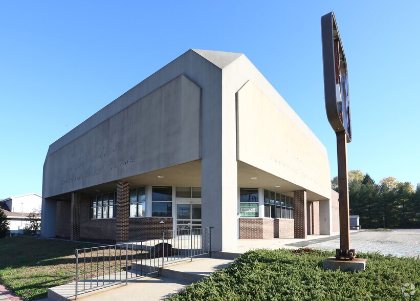 13 N Delsea Dr, Clayton, NJ for sale - Primary Photo - Image 1 of 1