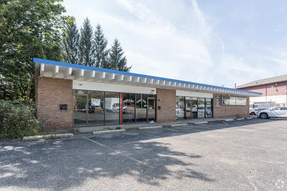 874 E Aurora Rd, Macedonia, OH for lease Building Photo- Image 1 of 10