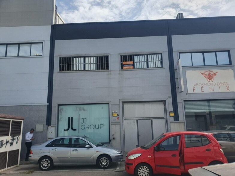 Industrial in SEVILLA for lease - Building Photo - Image 1 of 6