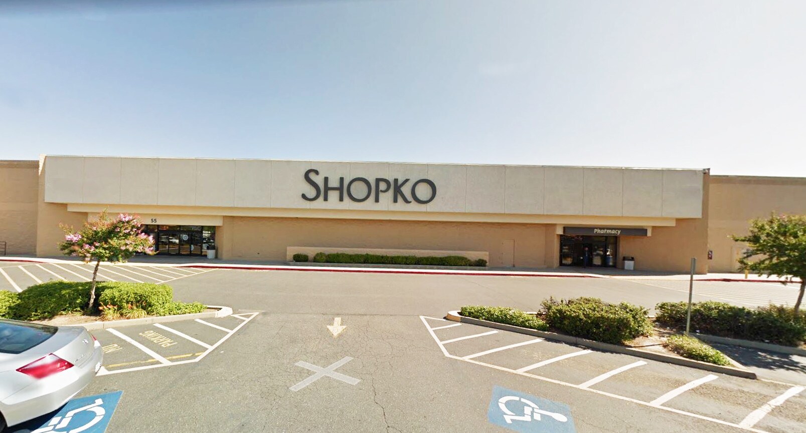 55 Lake Blvd, Redding, CA 96003