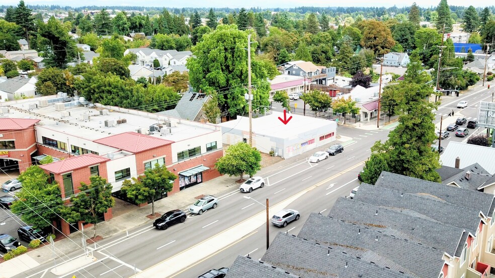 8827 SE Division St, Portland, OR for sale - Building Photo - Image 3 of 12