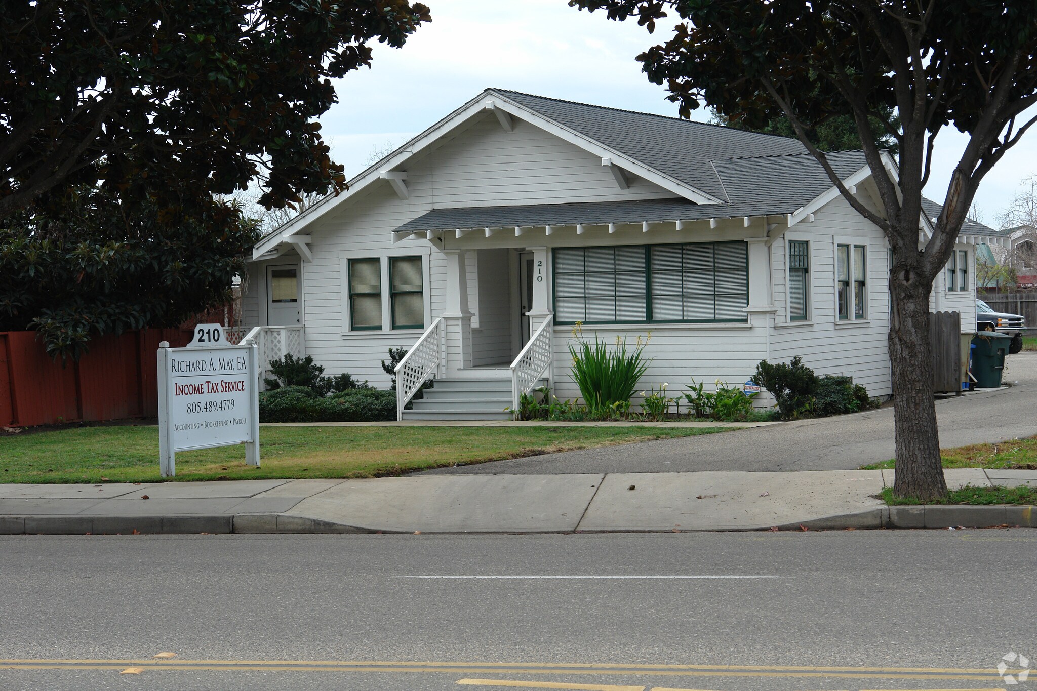 210 Traffic Way, Arroyo Grande, CA for sale Primary Photo- Image 1 of 1