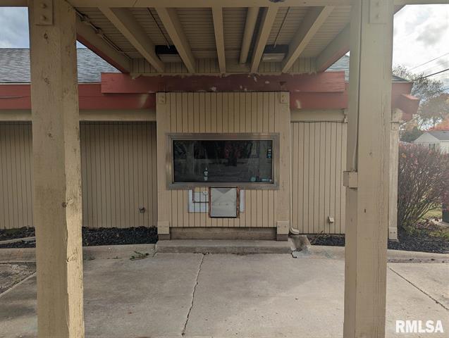 3222 W Harmon Hwy, Peoria, IL for sale - Building Photo - Image 2 of 6