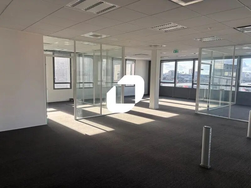 Location Bureaux 154 m² à 490 m² - Photo 1
