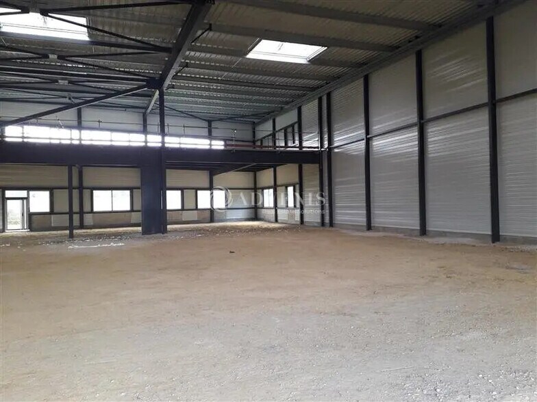 Flex in Moissy-Cramayel for sale - Interior Photo - Image 2 of 6