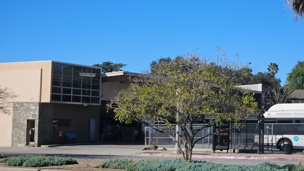 303 N Allen Ave, Pasadena, CA for sale - Building Photo - Image 2 of 4