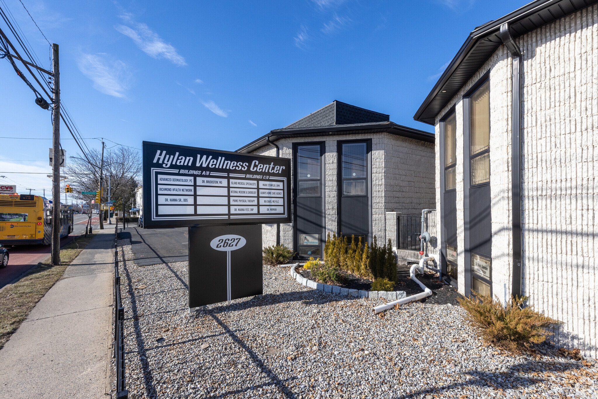 2627 Hylan Blvd, Staten Island, NY 10306 Medical Space For Lease