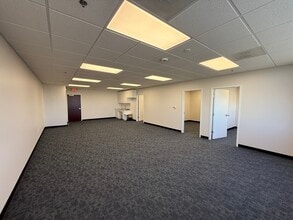 8551 Rixlew Ln, Manassas, VA for lease Interior Photo- Image 2 of 7