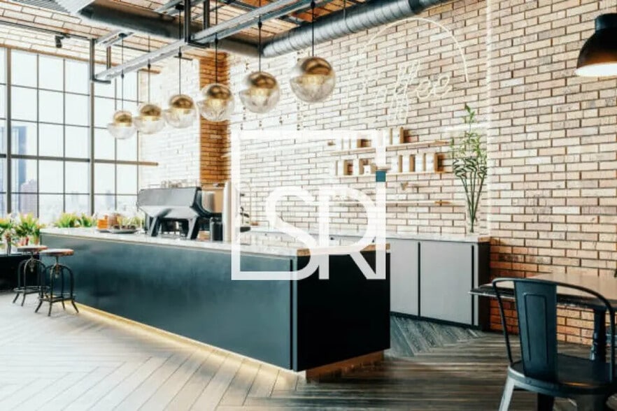 Retail in Vichy for lease - Building Photo - Image 3 of 10