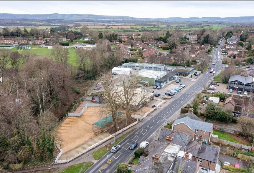 5 London Rd, Pulborough for sale - Aerial - Image 2 of 2