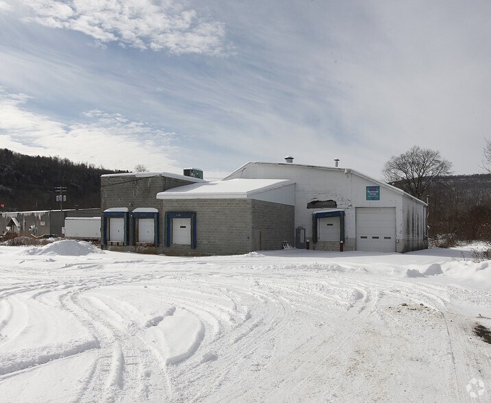 25 Railroad Ave, Worcester, NY for sale - Primary Photo - Image 1 of 1