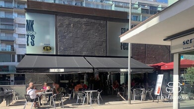 Retail in Mollet del Vallès, Barcelona for lease Interior Photo- Image 2 of 9