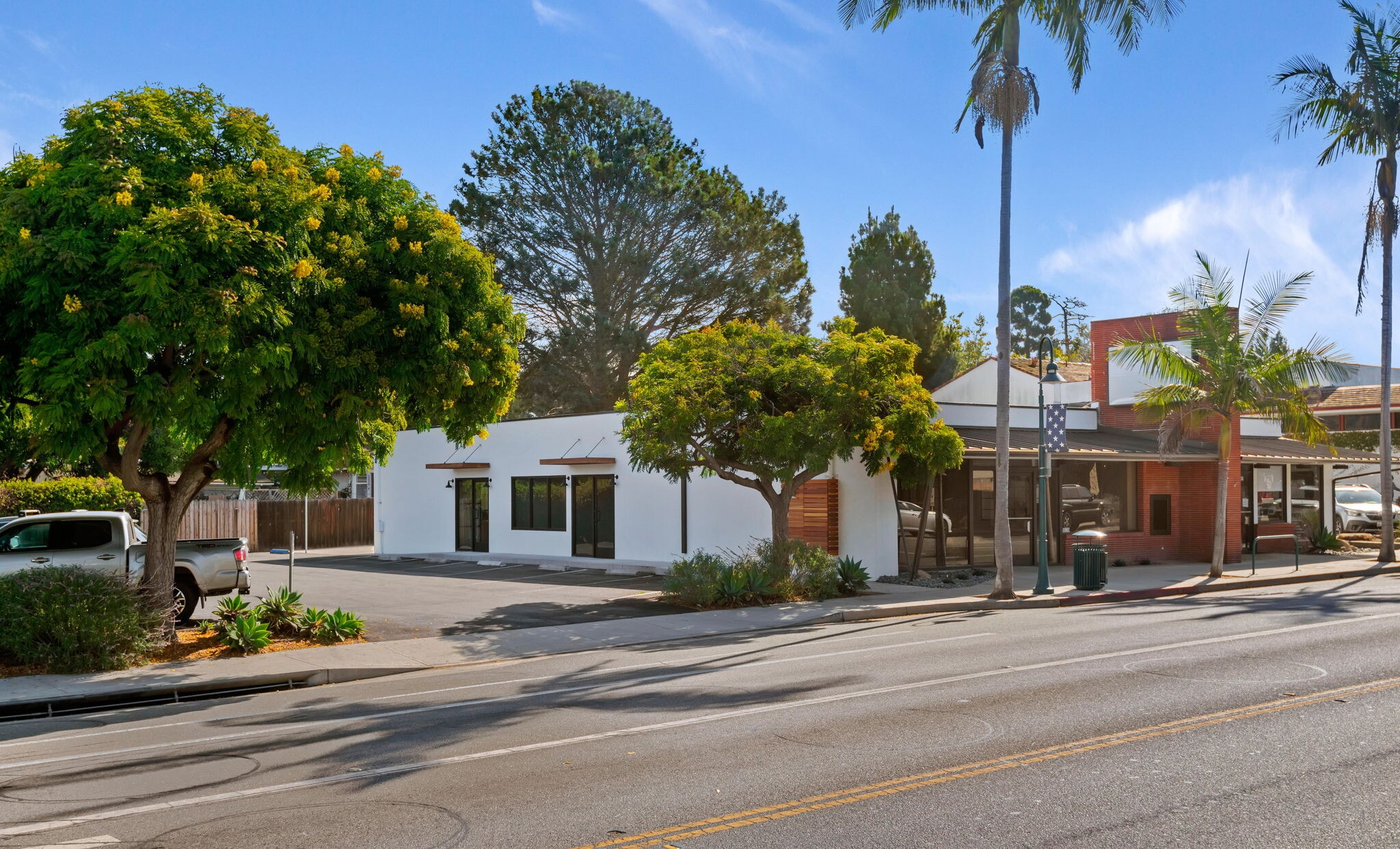 5030-5036 Carpinteria Ave, Carpinteria, CA for lease Interior Photo- Image 1 of 17