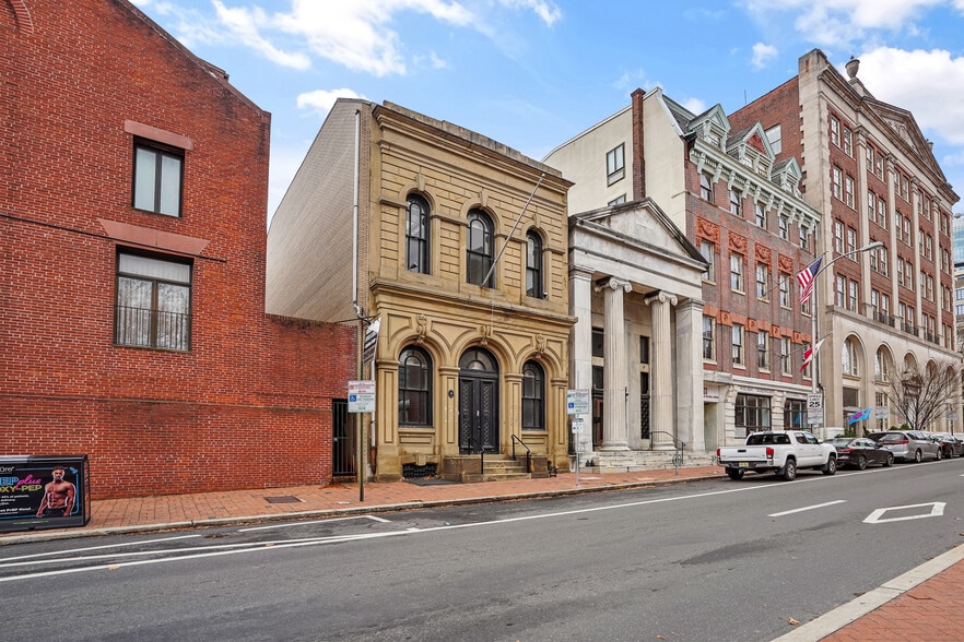 304 Walnut St, Philadelphia, PA for sale - Building Photo - Image 2 of 14