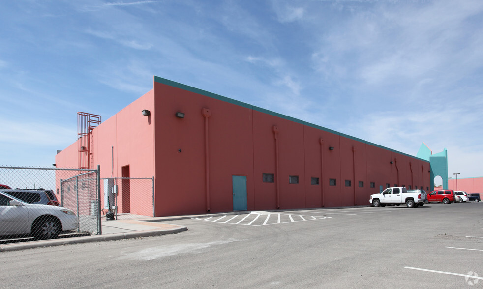 10640 North Loop Dr, El Paso, TX for sale - Building Photo - Image 3 of 7