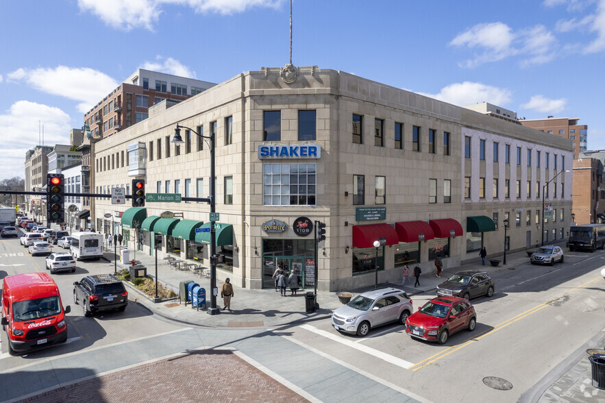 1100 Lake St, Oak Park, IL for lease - Primary Photo - Image 1 of 6