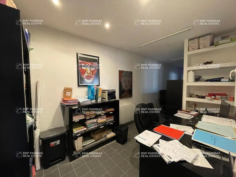 Flex in Bordeaux for lease - Interior Photo - Image 3 of 8