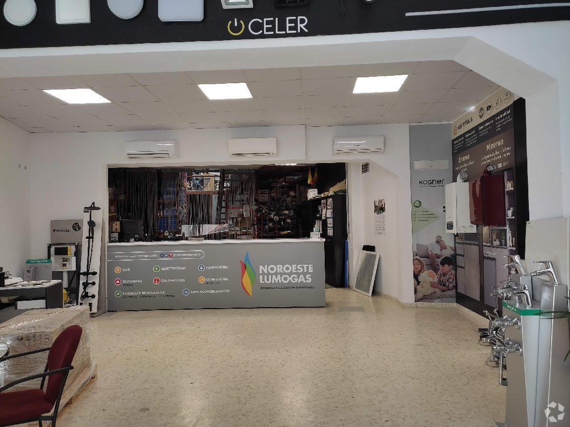 Las Rozas de Madrid, MAD 28231 - Unit Puerta 01, Esc. 1 -  - Interior Photo - Image 1 of 7