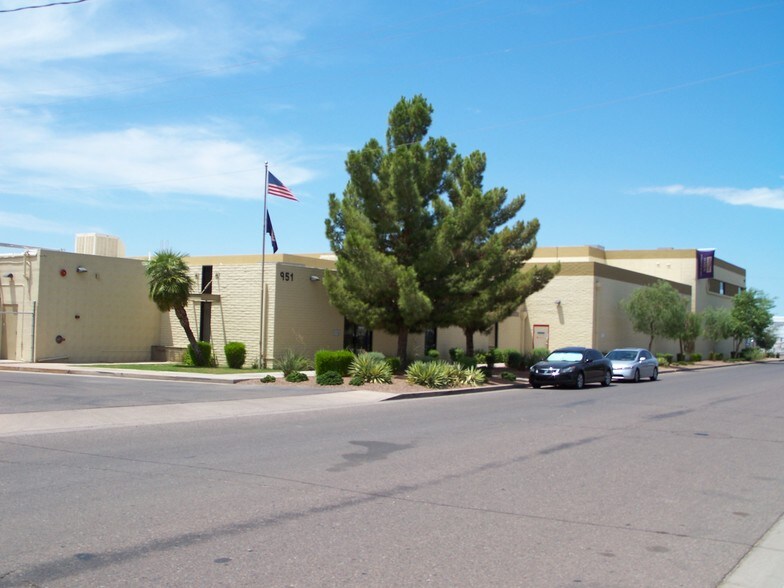 951 W Watkins St, Phoenix, AZ for sale - Building Photo - Image 2 of 10